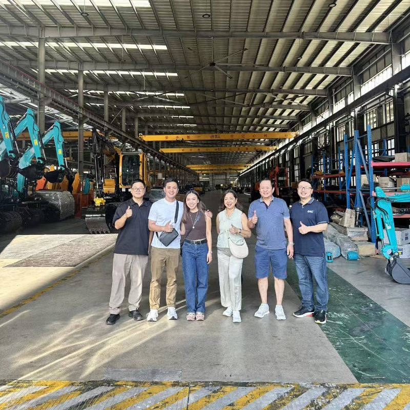 Delegasi Filipina melakukan kunjungan dan membahas bersama kerja sama di bidang pemanen tebu.