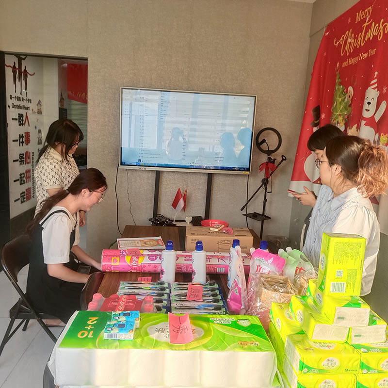 Fujian Quanzhou Jingli Engineering And Machinery Co., Ltd. Menyatukan Karyawan dalam Semangat Meriah dengan Permainan Dadu Pertengahan Musim Gugur yang Berkesan
